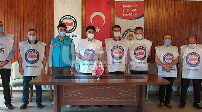 Özdemir: “Beklentilerimizi karşılayacak teklif, enflasyonun ezemeyeceği maaş istiyoruz”