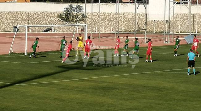 Karaman Belediyespor kendi evinde berabere kaldı