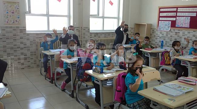 Karaman'da 52 Bin 596 Öğrenci Ders Başı Yaptı
