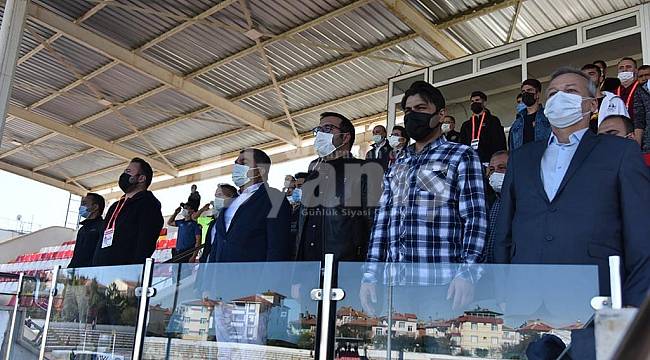 Vali Işık'tan Karaman Belediyespora Destek