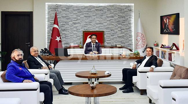 İyilik Okulu Projesi Temsilcileri, İl Müdürü Çalışkan'ı ziyaret etti
