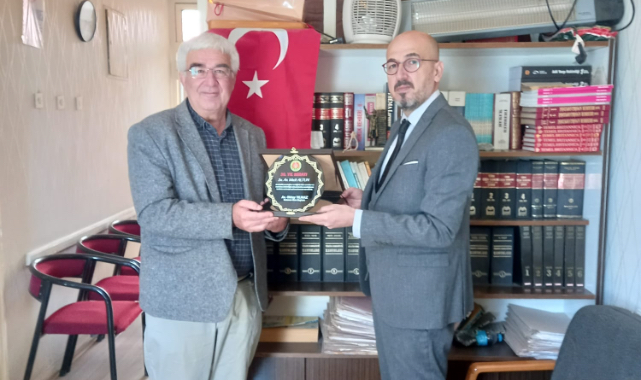 Karaman Barosundan  25. yıl plaketi 