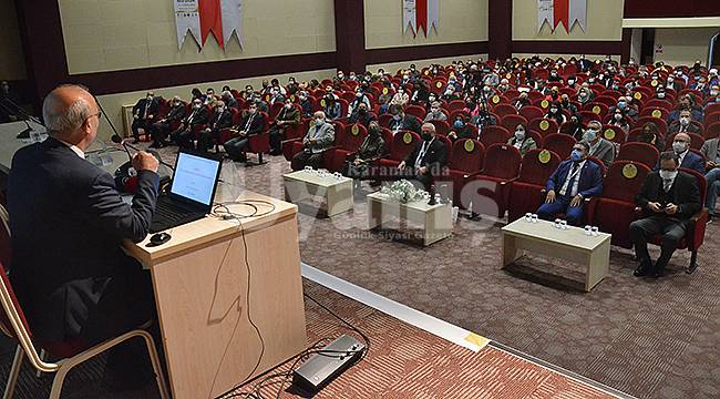 Karaman Uluslararası Yunus Emre ve Türkçe Bilgi Şöleni Düzenlendi