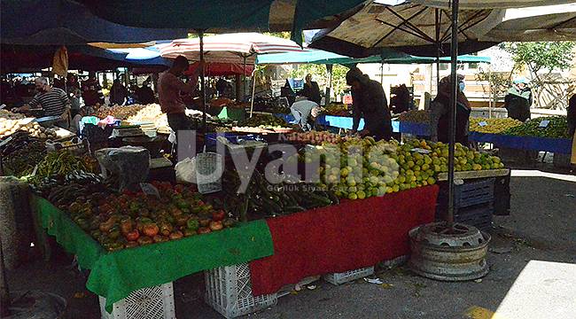 Pazarın Fiyatı Marketlere Göre Vatandaşa Daha Cazip Geliyor