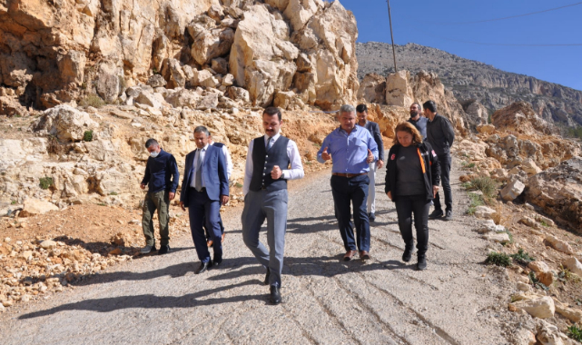 AFAD Ekipleri Ermenek'te Kaya Düşen Bölgeyi İnceledi