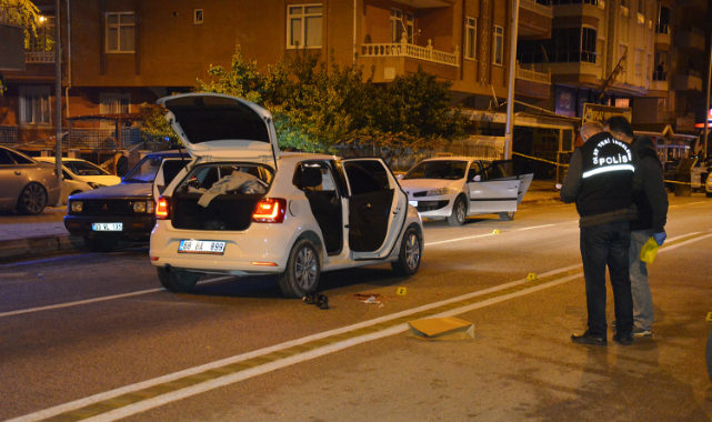 Cadde üzerinde çatıştılar, 1 kişi silahla yaralandı