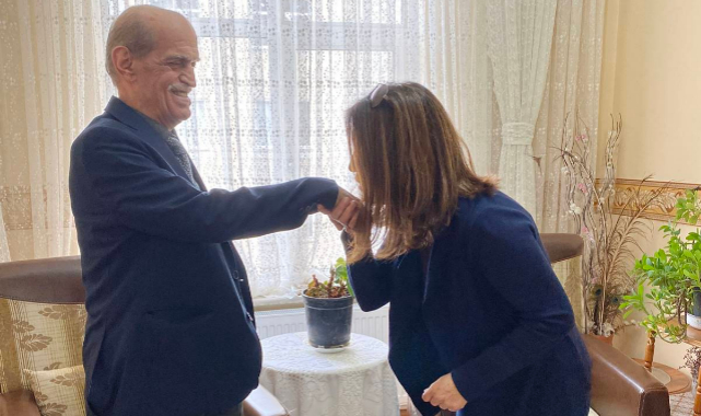 Emekli Öğretmen Ulvi Emre "İyi ki öğretmen olmuşum, yoksa bu kadar insan kazanamazdım"