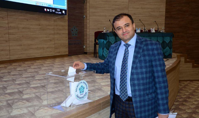 Karamanlı Prof. Dr. Erikloğlu 3.kez Fakülte Kurulu Üyeliğine Seçildi