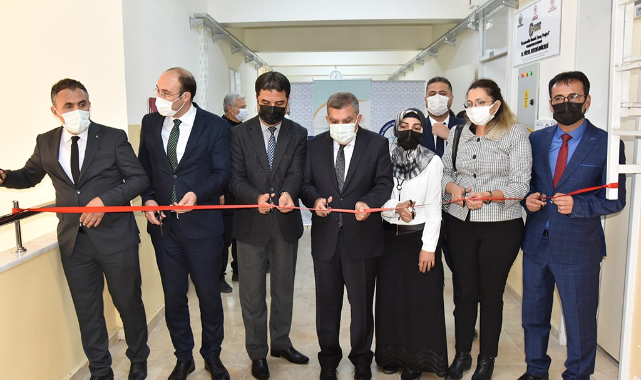 Teknoloji Sınıfı ve Kaykay Pistinin Açılışı Gerçekleştirildi