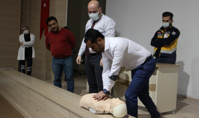 Acil Sağlık Saha Ve Komuta Personeline Acil Tıbbi Müdahale Teknikleri Anlatıldı