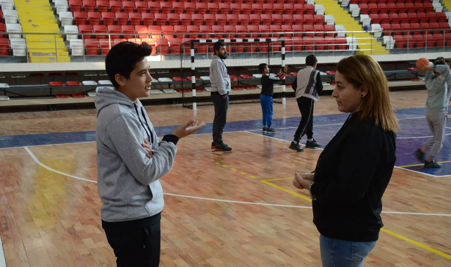 Karaman'da Kimseden Destek Almadan, Karaman İçin Mücadele Veriyorlar