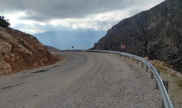 Karaman-Narlıdere Karayolunda Otokorkuluk Yapımı Tamamlandı