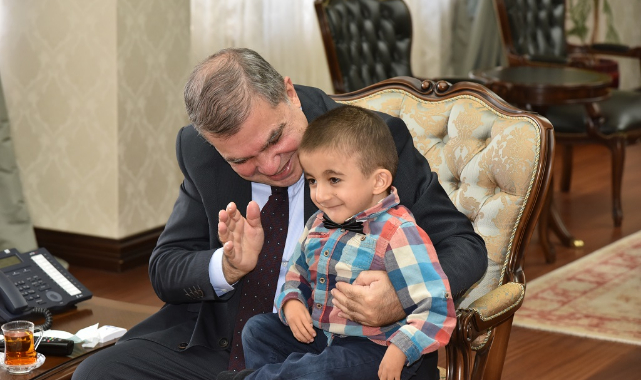 Özel Öğrencilerden Özel Günde Anlamlı Ziyaret