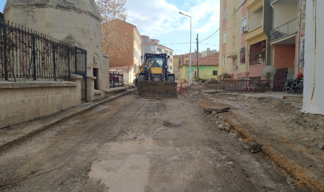 Parke Yol Yapım Çalışmaları Devam Ediyor