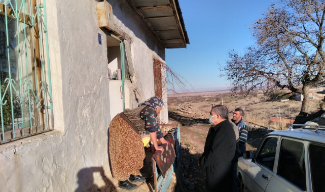 Vali Işık'tan Fırtınada Çatısı Uçan Vatandaşa Geçmiş Olsun Ziyareti