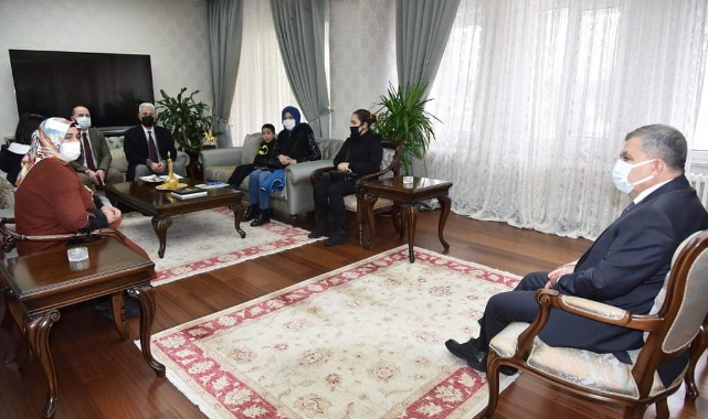 Vali Işık, Tip 1 Diyabet Hastası Çocukları Aileleriyle Birlikte Konuk Etti