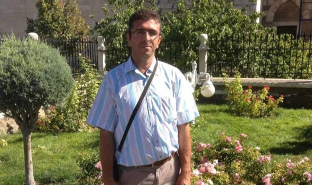 Ali Parlayıcı Öğretmen Vefat Etti