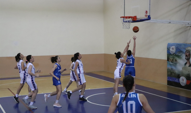 Basketbol Grup Müsabakaları Karaman’da Başladı