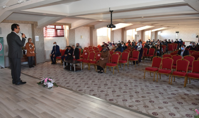 Din Kültürü ve Ahlak Bilgisi Öğretmenlerine Yönelik Gelişim Programı Gerçekleştirildi