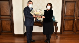 Gümrük Müdürlüğü Heyetinden Vali Işık'a Ziyaret