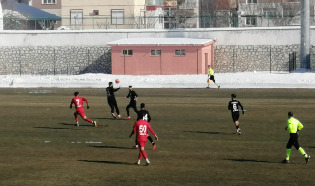 Karaman Belediyespor Kendi Evinde 3 Puanı Kaçırdı!