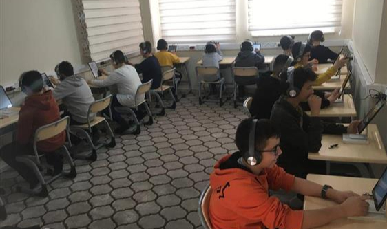 Hafızlar İçin Tablet Sınıfı Açıldı