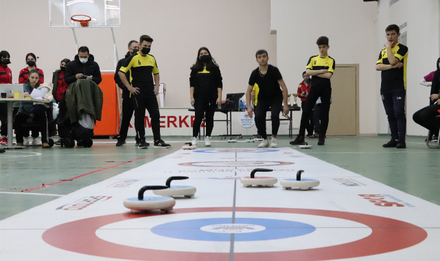 Karaman’da Floor Curling Müsabakaları Sona Erdi