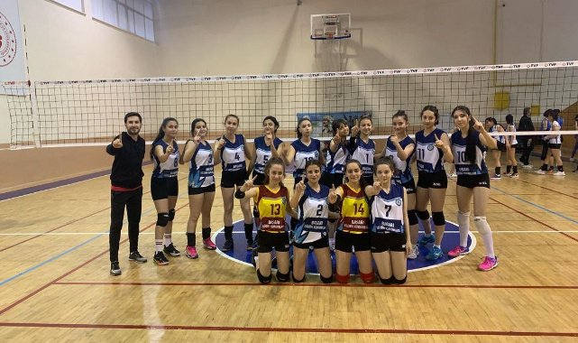 Kulüpler Genç Kız İl Birincisi Karaman Spor Lisesi Oldu