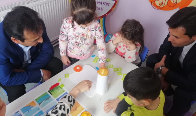 Minikler, Robotik Kodlama Atölyesinde Geleceğe Hazırlanıyor