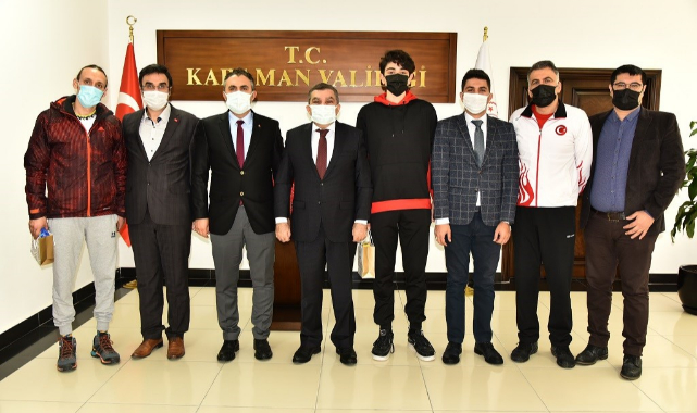 Vali Işık Milli Basketbolcuyu Kabul Etti