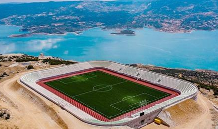 Ermenek Şehir Stadı Gençlik Spor’a devredildi