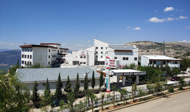 Hayırlı evlatlar babaları adına hastaneye ultrason cihazı bağışladı