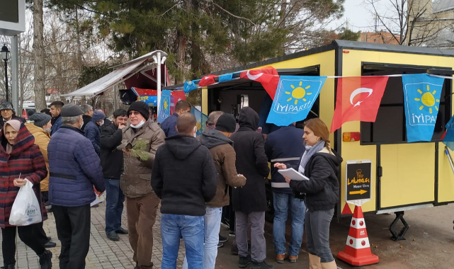 İyi Parti'den vatandaşlara lokma ikramı