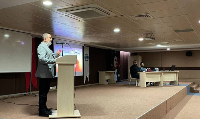KMÜ'de 'Kariyer 101' Konulu Panel