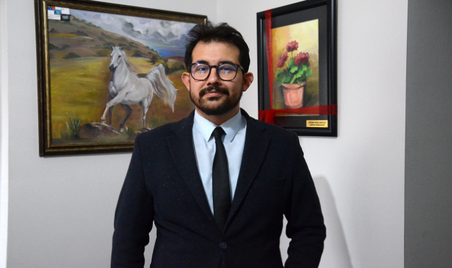 Müslüm Gürses Şarkıları Makale Konusu Oldu