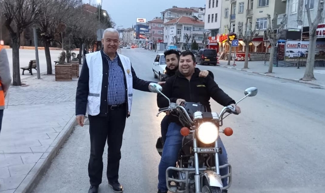 Ak Gençlik'ten İftara 5 Kala Etkinliği