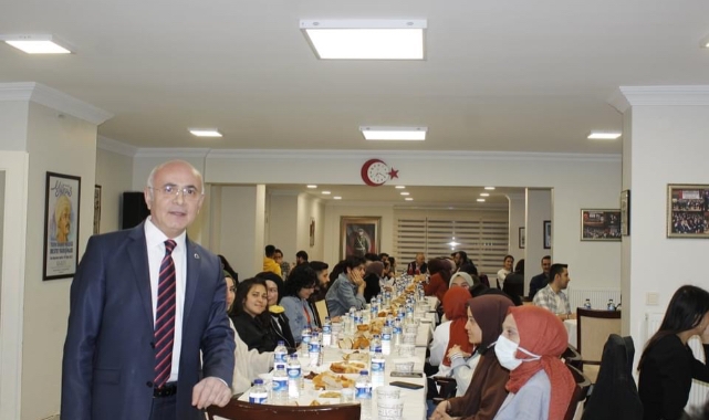 Ankara’daki öğrenciler KAREV’in iftarında buluştu