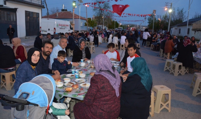 Ayrancılılar iftarı memleketlerinde hemşerileriyle açtı
