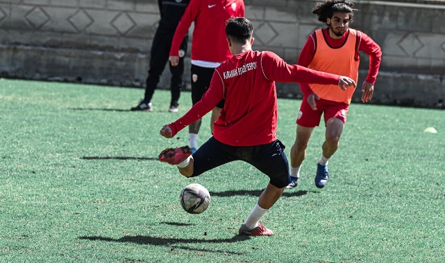 Karaman FK Ligde Kalmak İçin Umutlu