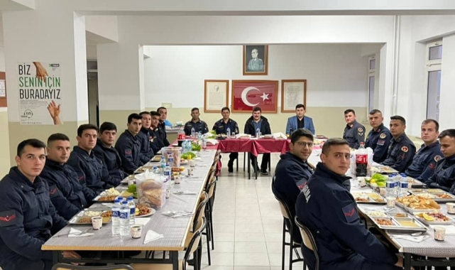 Kaymakam Çıkrık, İftarını Jandarma Personeli İle Yaptı