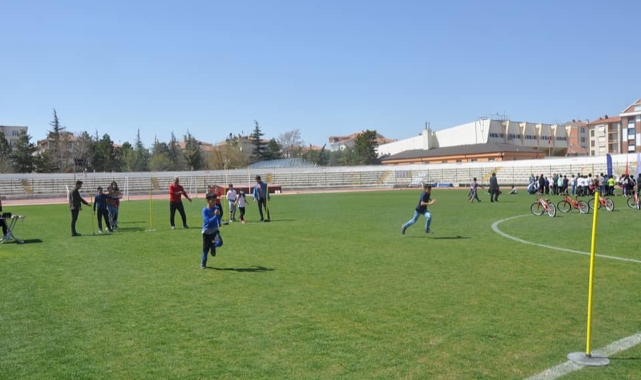Obeziteyle Mücadele Kapsamında Çocuk Oyunları Etkinliği Gerçekleştirildi