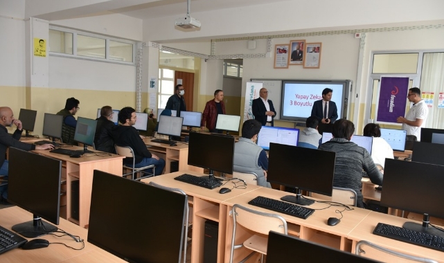 Öğretmenlere Yapay Zekâ ve 3 Boyutlu Yazıcı Eğitimi Verildi