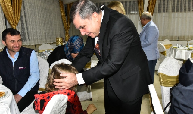 Vali Işık ve eşi yine gönüllere dokundu
