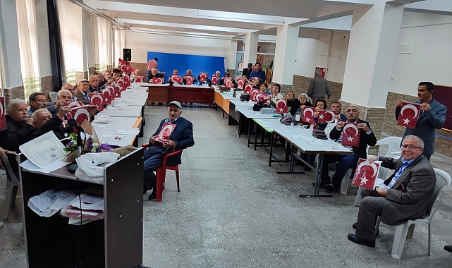 54 Yıl sonra yeniden aynı sıralardaydılar