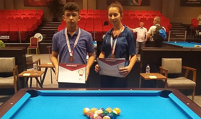 Bilardo’da Karaman’ın gururu oldular