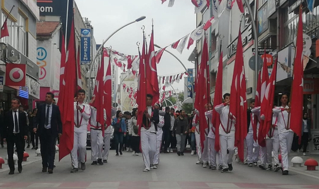 Karaman’da 19 Mayıs Atatürk'ü Anma, Gençlik ve Spor Bayramı Kutlandı