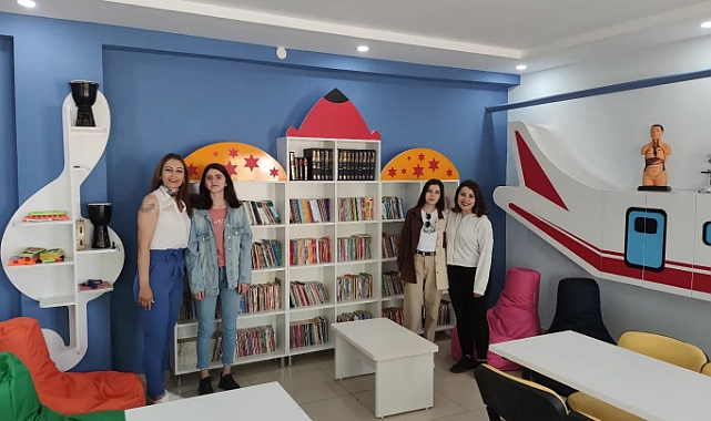Üniversiteli Gençlerden Küçük Kardeşlerine Kitap Desteği