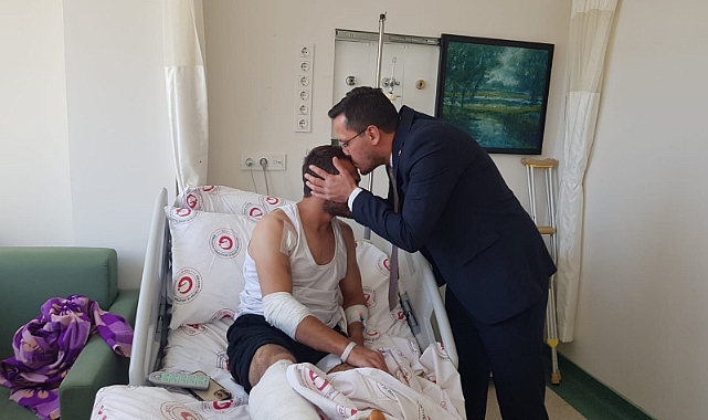 Vekil Eser, Karamanlı Uzman Çavuş Andaç'ı Hastanede Ziyaret Etti