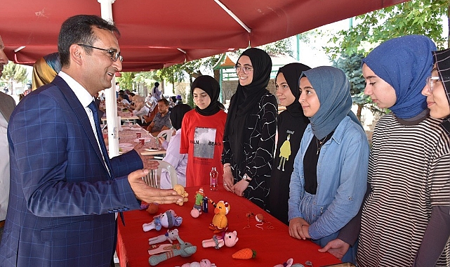 Cahit Zarifoğlu İmam Hatip Ortaokulundan 4. Çocuk Şenliği