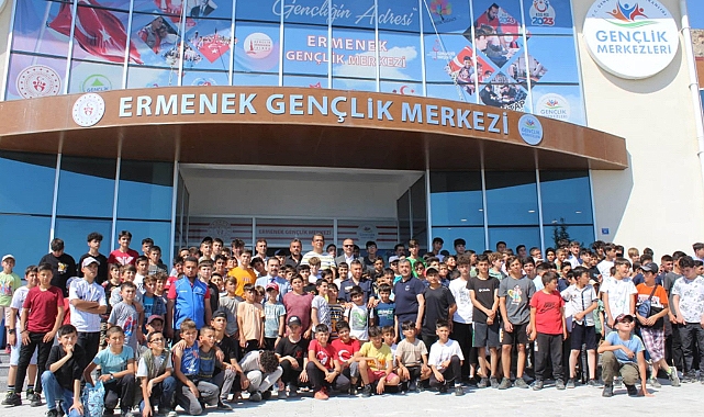Ermenekli gençler Silifke’de kampa girdi